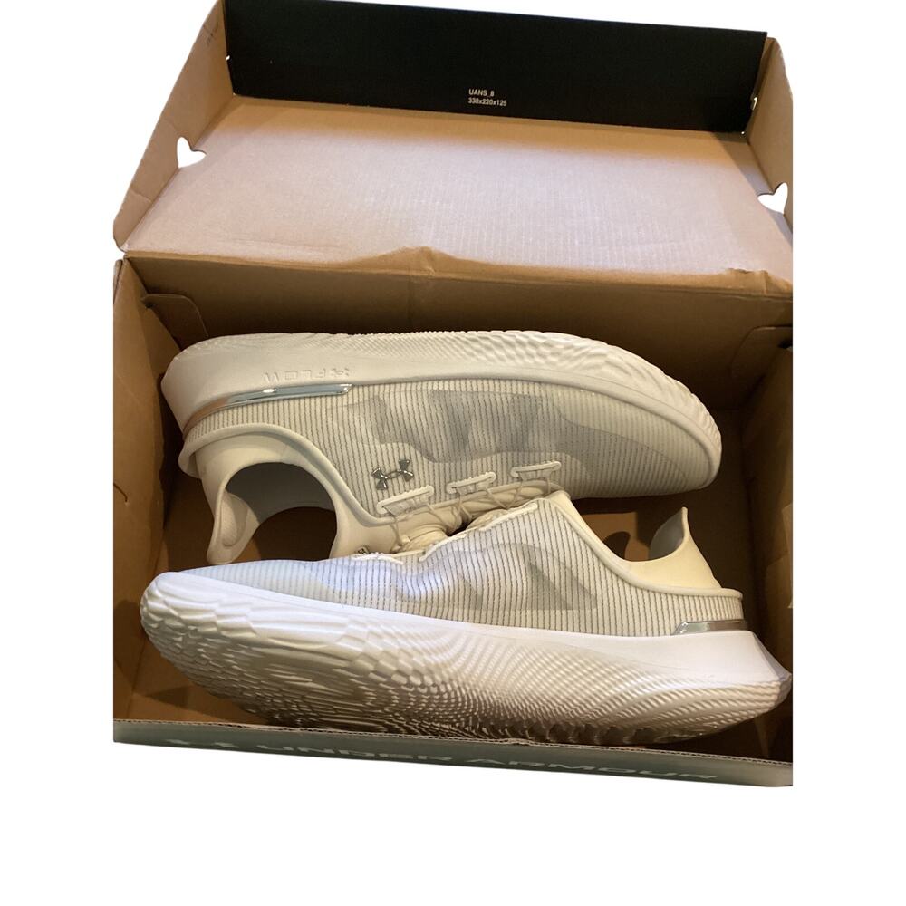 Under Armour Unisex Slip Speed White Mesh Training Shoes M9.5 or W11 NWT